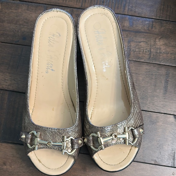 Gold Platform Shoes with Distinctive Hardware - Picture 1 of 3